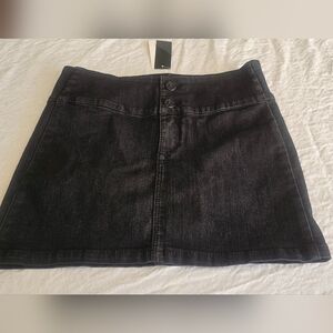 BEBE Jean Skirt Dark Denim Size 27 Mini Pencil Back Slit NWT